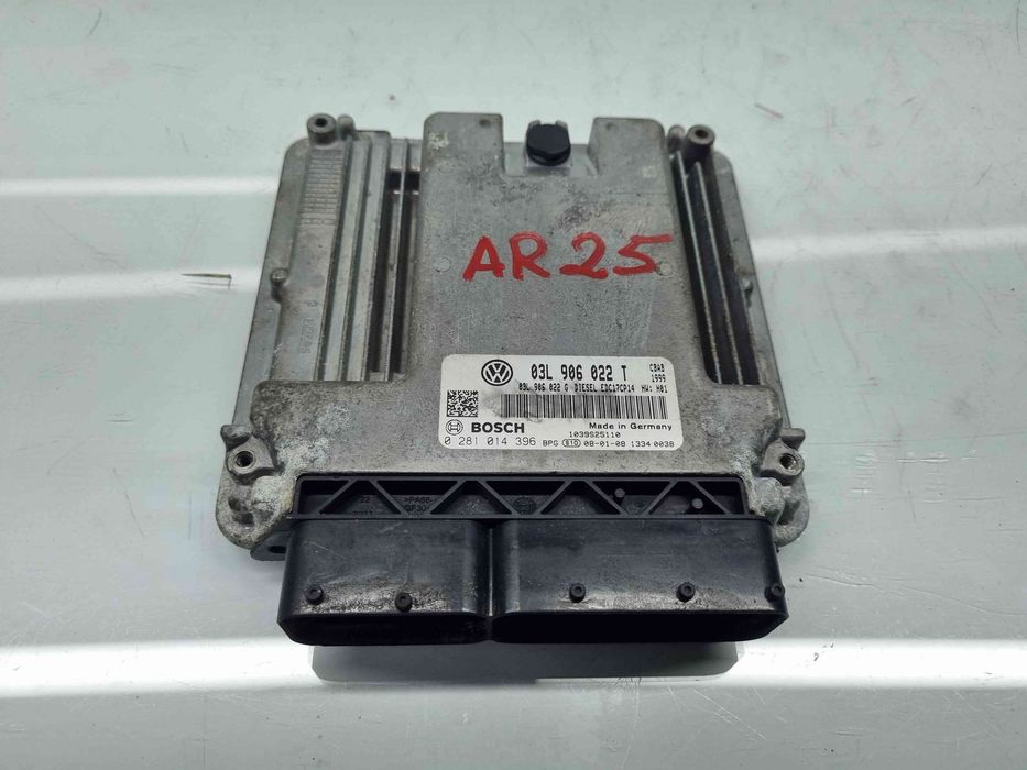 Calculator motor ECU  Volkswagen Passat B6 (3C2) [Fabr 2005-2010] 03L9