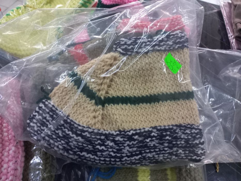 Детски ленти за глава и терлици ръчно изплетени