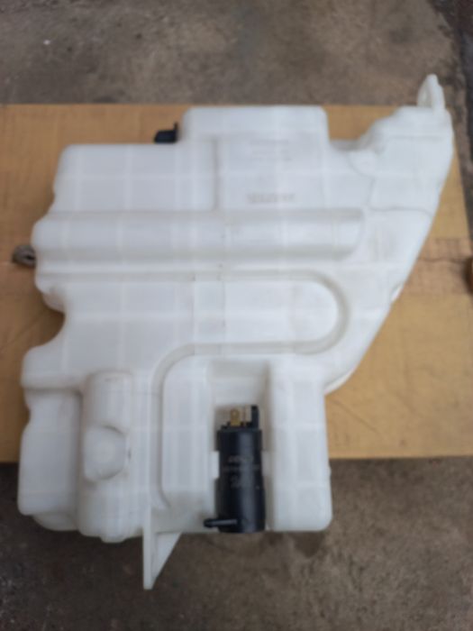 Продам полик митсубиси кантер.