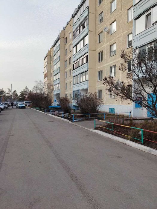 Продам 2комнатную по Карбышева