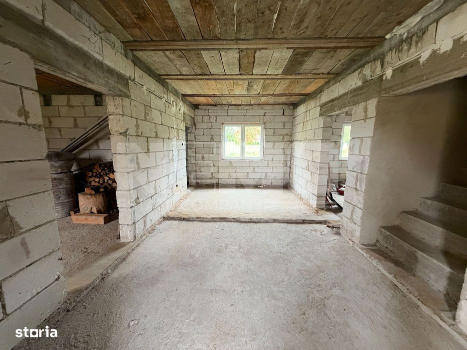 Casa si spatiu comercial in Radauti, teren 822 mp