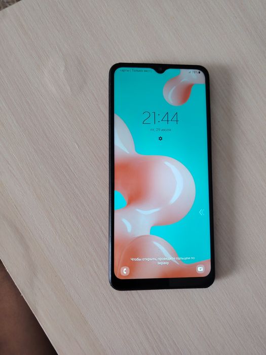 продаётся телефон