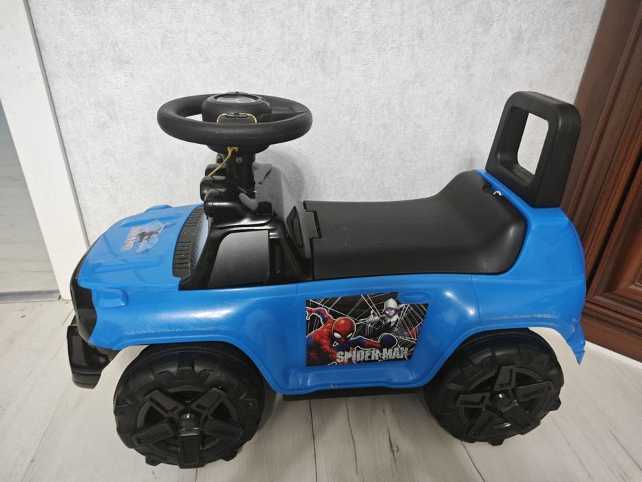 Толокар машинка каталка