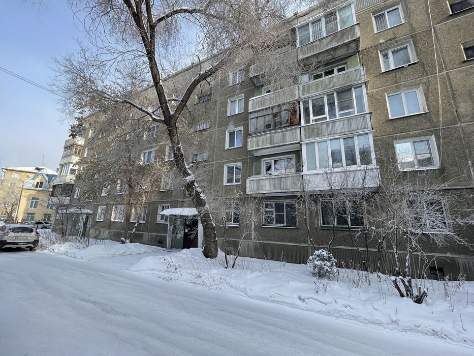 Продам полуторку на Астана 8/2