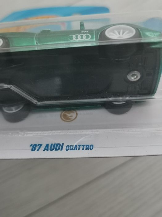 Hot Wheels 87 Audi Quattro sth