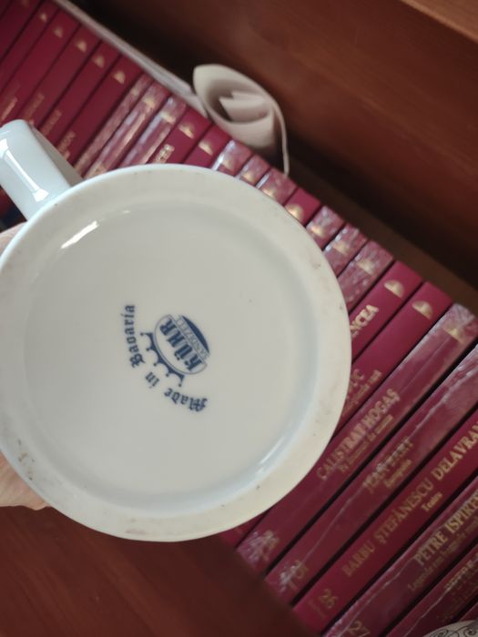 Pereche Halbă bere 500 ml/halbă cu etichetele pe ele