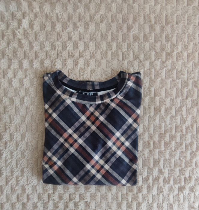 Пуловери и блузки Алеса/Alessa