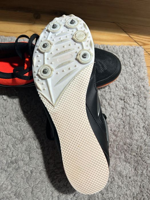 Намалено 30 лв. Мъжки шпайкове лека атлетика