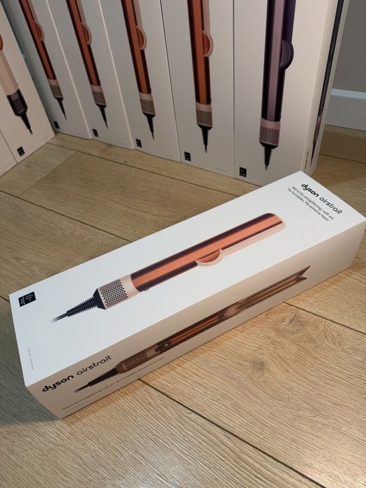 Dyson Airstrait ht01