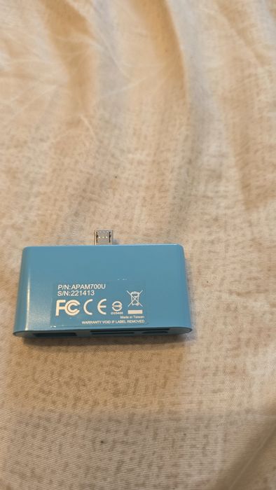 Adaptor card telefon micro usb