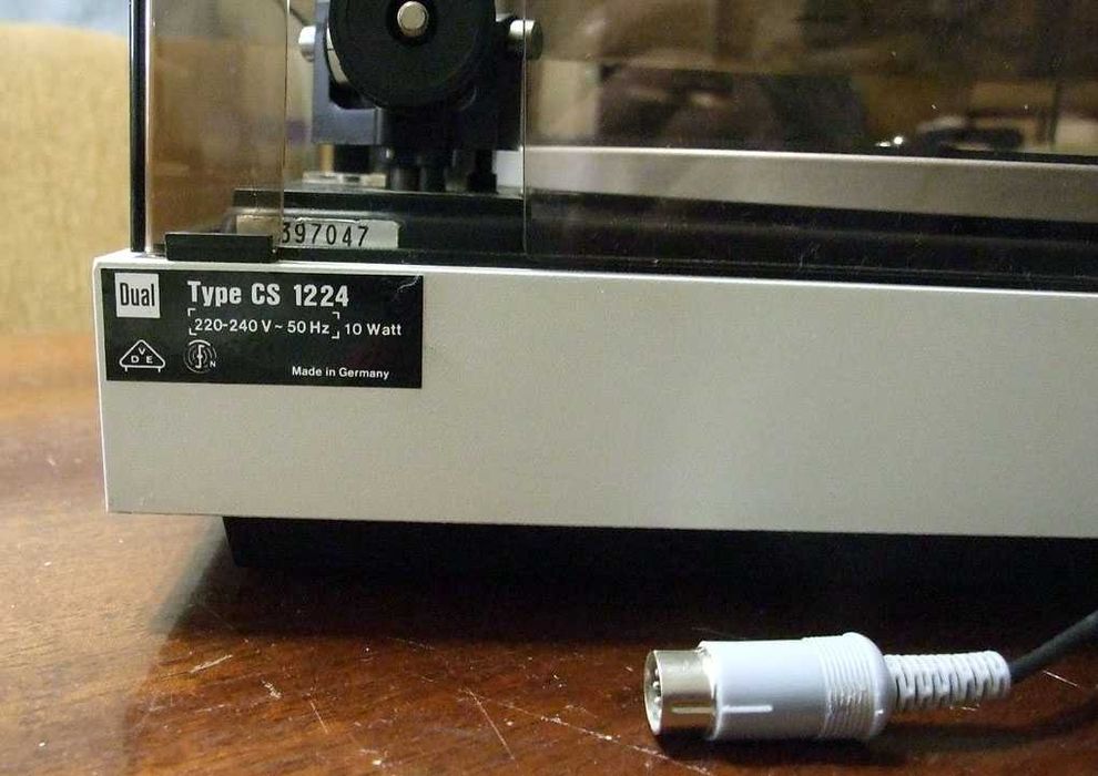 DUAL CS 1224 грамофон