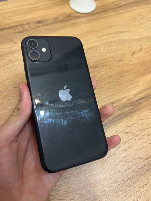 Iphone 11 72%/128gb с коробкой