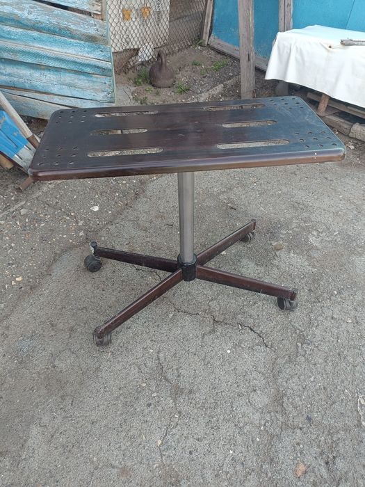 Продам подставку под ТВ