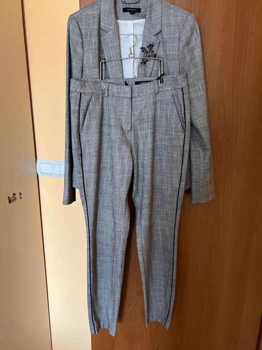 Костюм Comma сако и панталон