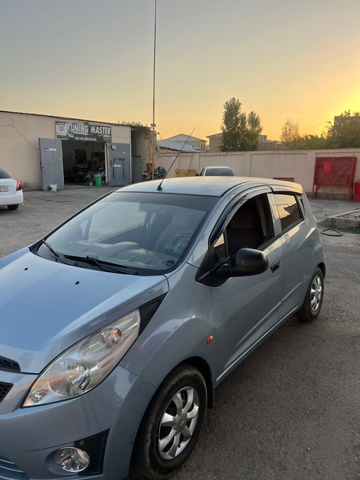 Спарк 2013 йил автомат