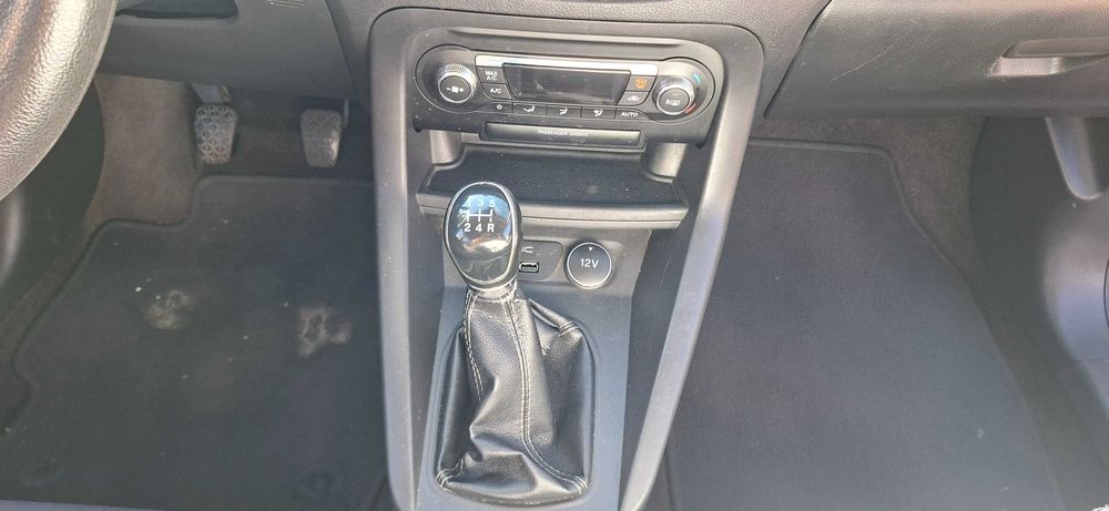 Vanzare autoturism Ford Ka plus+, unic proprietar de nou