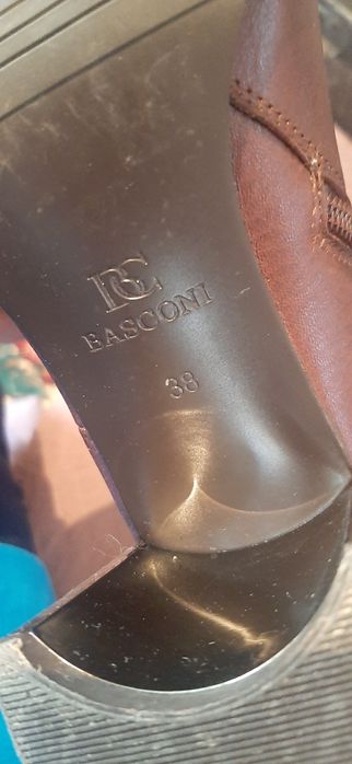 Женская кожанная обувь