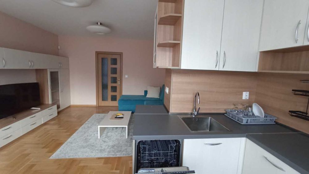 Дава се под наем Двустаен апартамент в София, Студентски град - 64 кв.м за 612 € - Снимка #2