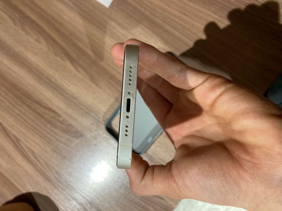 Iphone 13  Договорная