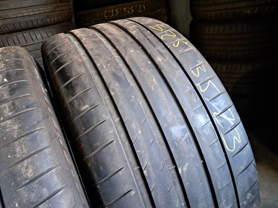 Anvelope second vara 325 35 ZR23 Michelin