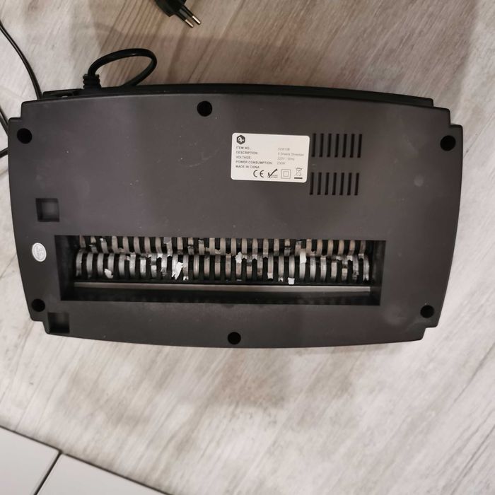 Унищожител за документи A+ Office, 8, Сross-cut ШРЕДЕР, като НОВ