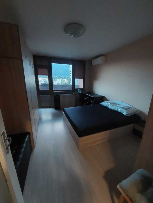 Дава се под наем Двустаен апартамент в София, Бъкстон - 60 кв.м за 648.21 € - Снимка #1