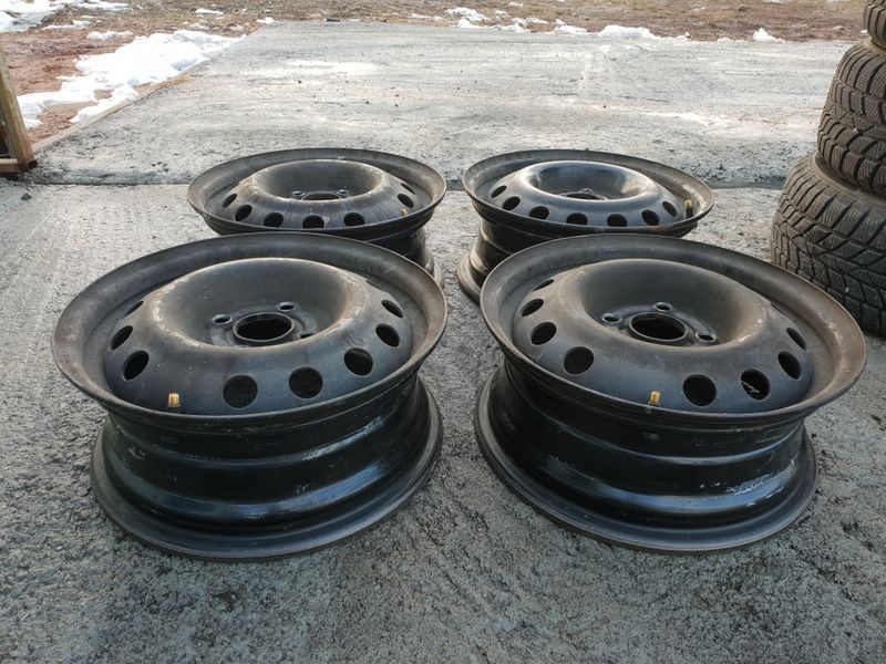 4 джанти 14ц. 4х100,ц.отврор 56,5 за Деу,Шевролет и Опел