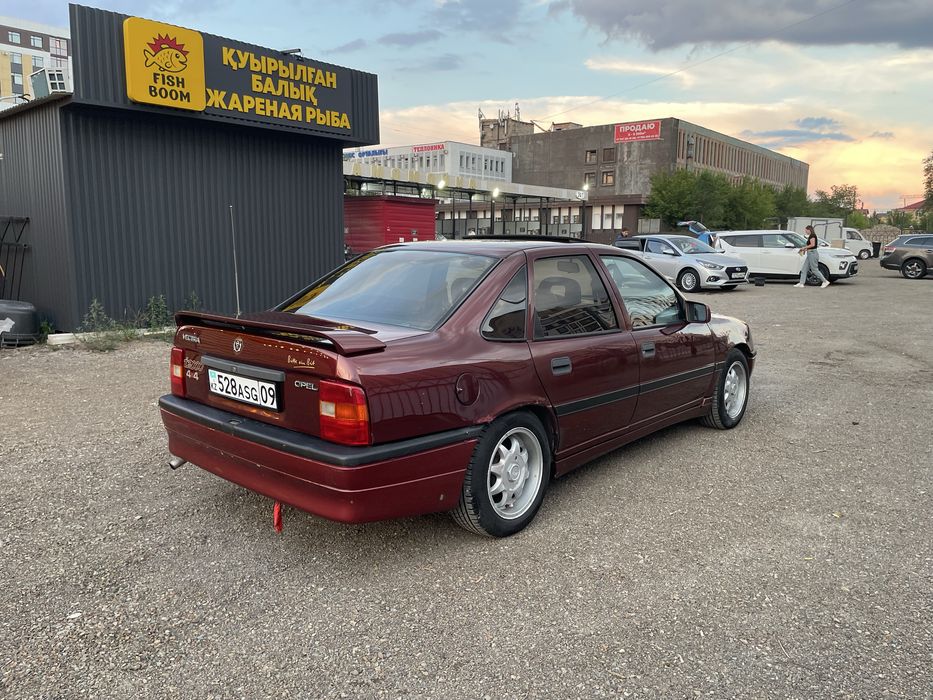 Opel Vectra A 1989