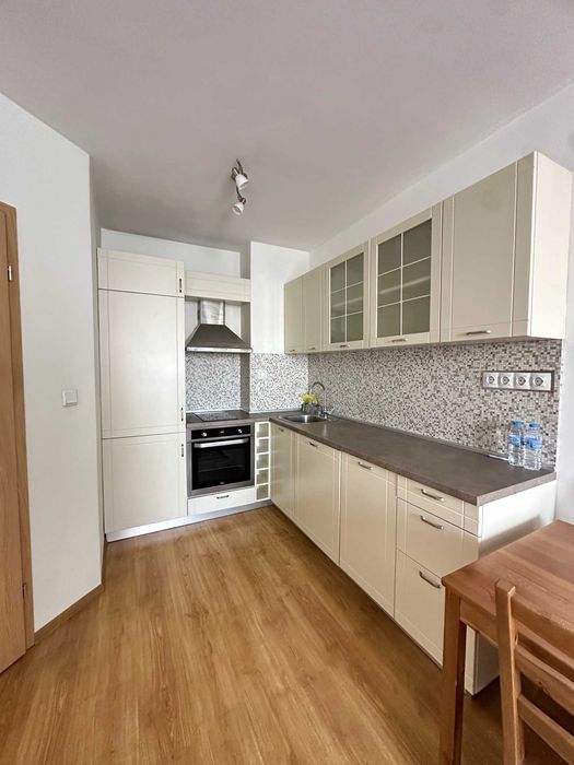 Дава се под наем Двустаен апартамент в София, Младост 4 - 70 кв.м за 548.25 € - Снимка #2
