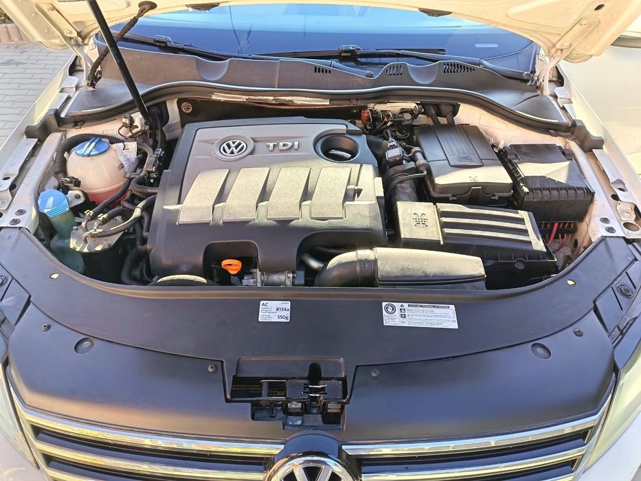 VOLKSWAGEN Passat 2012 — imagine 2