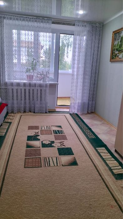 Продам 4 комнатную квартиру