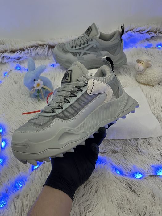 Off White odsy 1000