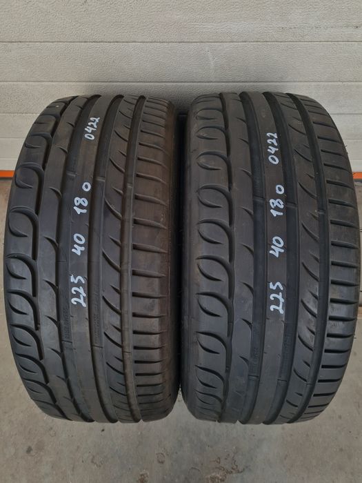 Летни гуми 2 броя RIKEN UHP 225 40 R18 дот 0422