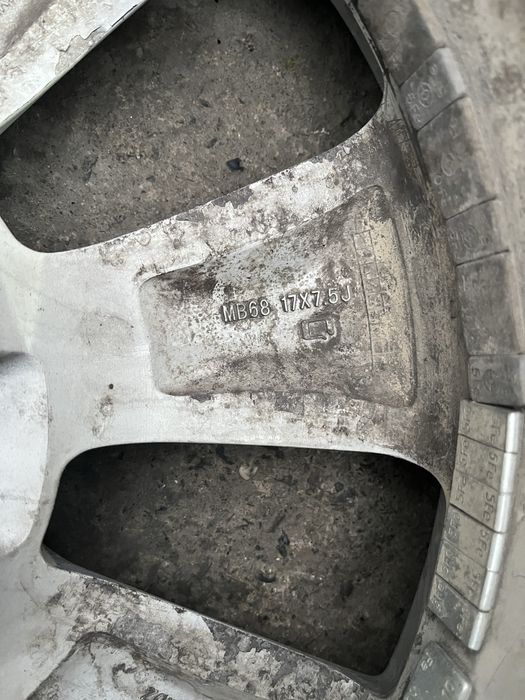 R17 diska balon mersedesga