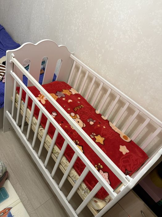 Отдам кроватку бесплатно!