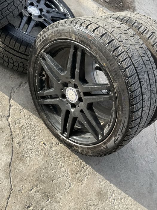 Диски с резиной w212  мерседес 5х112