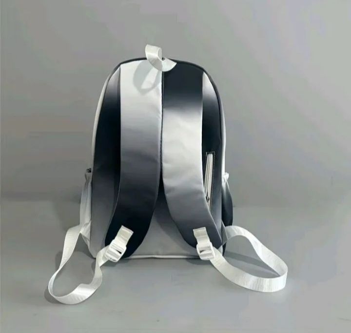 Стильный рюкзак.