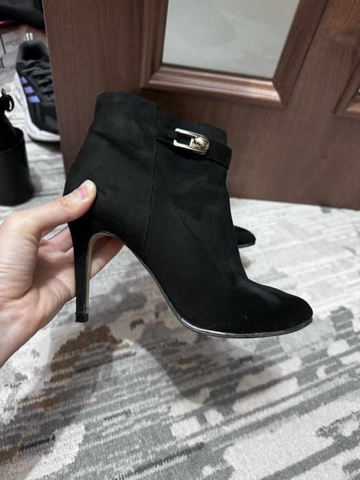 Ботильоны весна в хорошем состояний