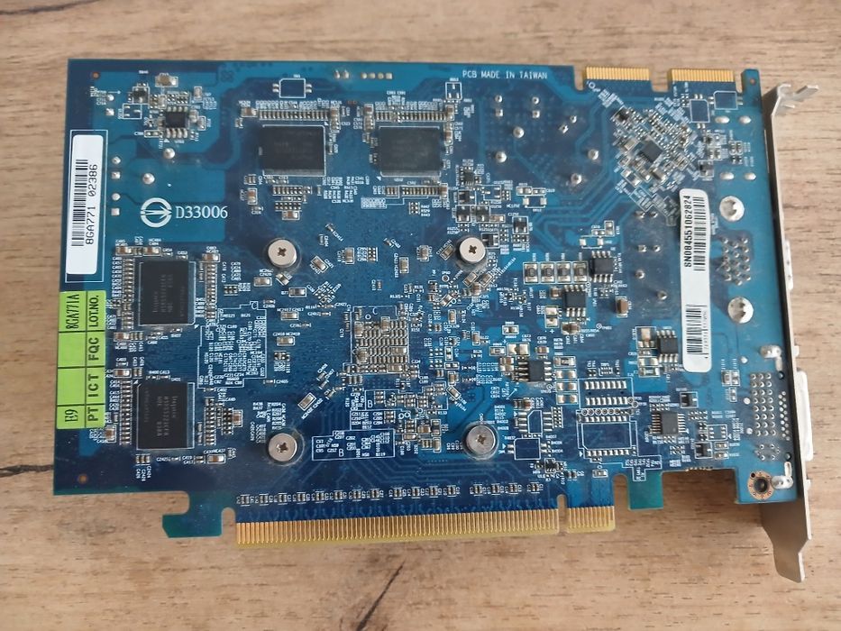 Видеокарта Gigabyte Hd4670