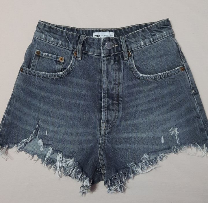 Дамски  дънкови къси панталони