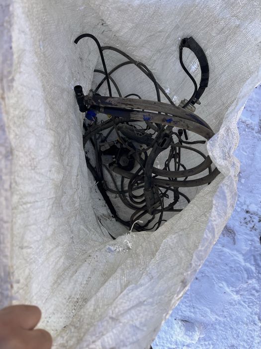 Продам ГБО б/у на 60 л .