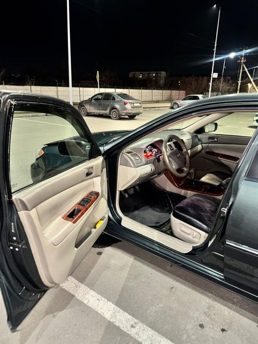 Продам Тойота камри 35 Американец