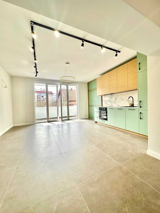 Продава се Четиристаен апартамент в София, Банишора - 90 кв.м за 1757 €/кв.м - Снимка #2