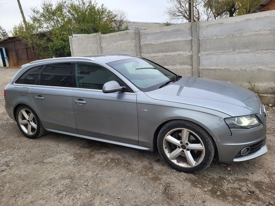 Usa fata dreapta/Usa spate dreapta Audi A4 B8 Break 2008-2013