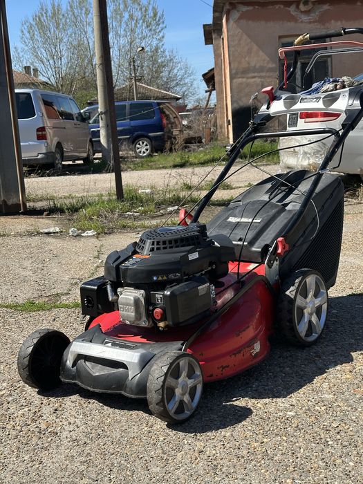 Бензинова самоходна косачка Rotfuchs