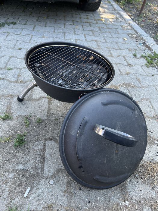 Grătare de vânzare