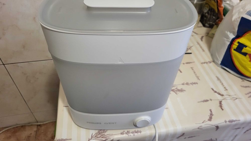 Sterilizator biberoane Philips Avent