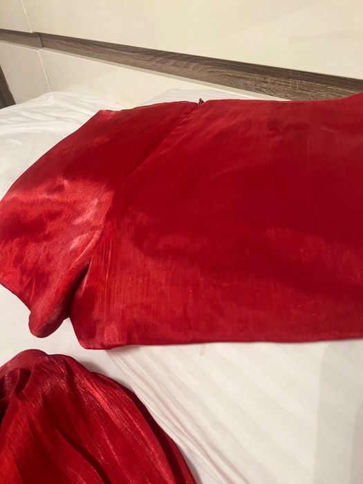 Рокля по модел на miss rosier