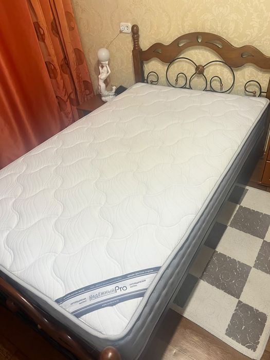 Кровать и ортопедический матрас