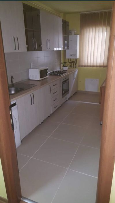 Inchiriez apartament decomandat cu 1 camera in complexul Junior Residence